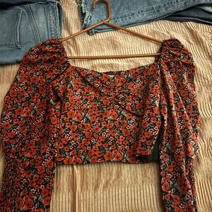 SHEIN Red and Black Floral Puff Sleeve Blouse